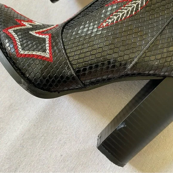 Liliana Rosana-3 Western Boots - Picture 4 of 12